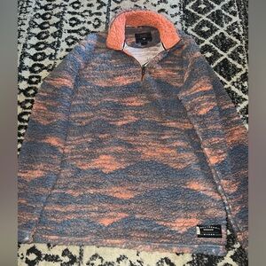 Southern marsh pullover size small
